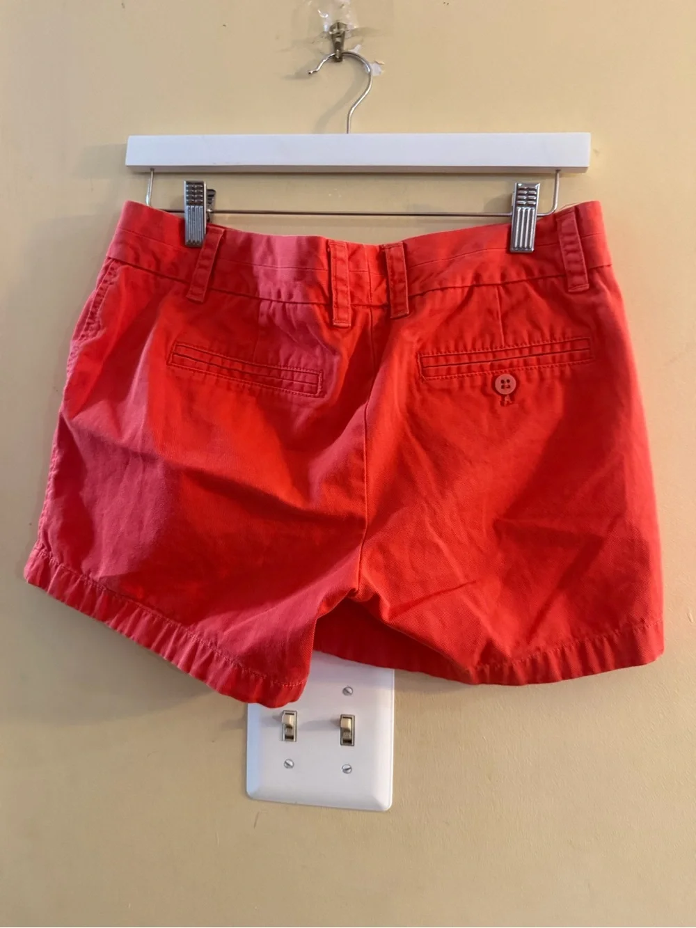 J.Crew Coral 4” Chino Shorts, size 4